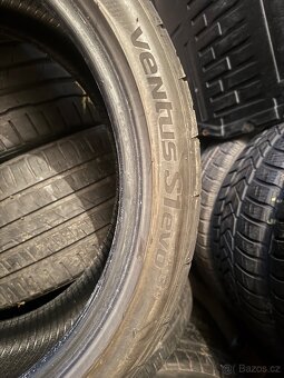 225/40R18 - 8