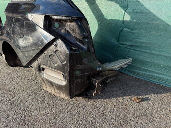 LEVÁ ZADNÍ BOČNICE HYUNDAI I40 KOMBI - 8