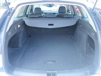 Opel Insignia 2,0 CDTi 125kW AT Edition ČR 1.maj 16V Sports - 8