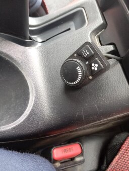 Mitsubishi L200 102000km - 8