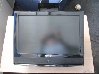 LCD DVD + TV XORO - 8