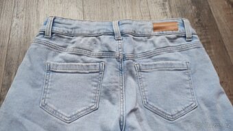 Kraťasy vel.158 zn.C&A - 8