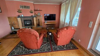 Na prodej rodinný dům s garáží a velkou zahradou - 8