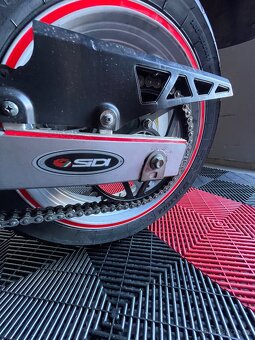 Suzuki GSX 600 katana - 8