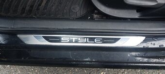 Volkswagen polo style 1.2i - 8