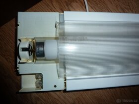 2x zářivka pod kuch.linku apod - cena 150 oba ks - 8