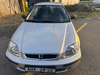 Honda Civic 6g hatch - 8