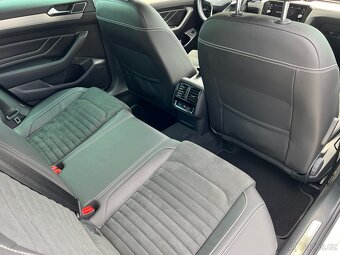 VW Passat 2.0 TSi 140kw 1. majitel ČR - jako nový - 8