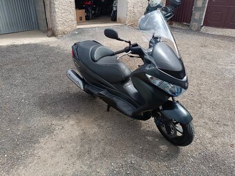 Suzuki burgman 125i executive CZ doklady v ceně - 8