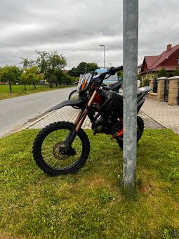 Prodám pitbike s koly 17/14 - 8