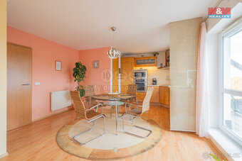 Prodej bytu 4+kk, 104 m², České Budějovice, ul. Lidická tř. - 8