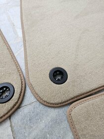 BMW E30 cabrio OE velurové koberečky NOVÉ - 8