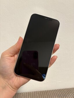 iPhone 12 pro max 256 GB - stříbrná barva - 8