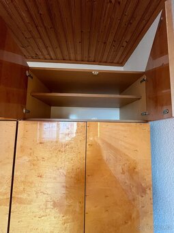 stará ložnice(postel,noční stolek,4x skříň) - 8