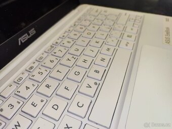 Asus EeeBook X205T 11,6" - 8