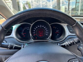 Kia Ceed AC KOMBI, 1,6, 99kW, 1 majitel - 8