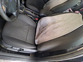 Ford Focus 1.6 TDCi ~ Díly - 8