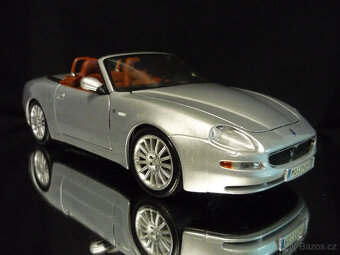 Maserati Spyder Bburago 1/18 - 8