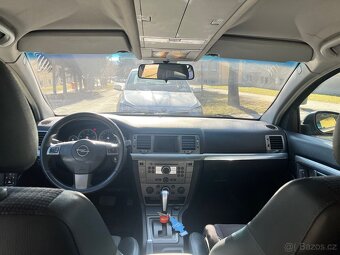 Opel signum 3.l V6 - 8