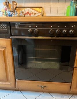Dubová rustikální kuchyně se spotřebiči Siemens,5474 - 8