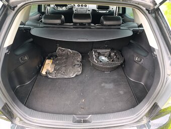 Mazda CX-7 2.2dci na díly - 8
