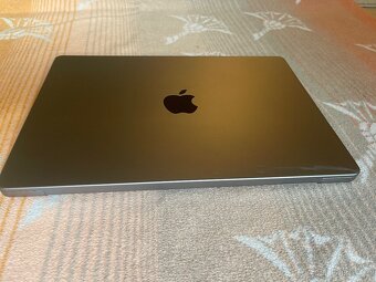 💻 Apple MacBook Pro 14" – M2 Max | 64 GB RAM | 2 TB SSD - 8