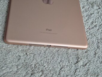 Apple iPad 6. generace 128gb Wi-Fi + Cellular - 8