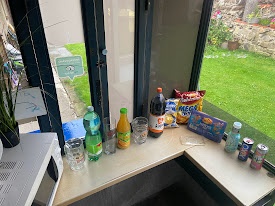 Prodám pevný prodejní stánek. - 8