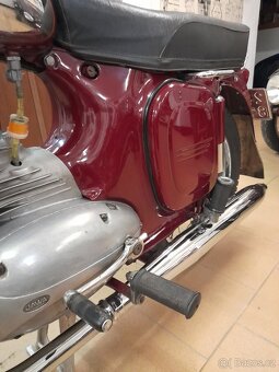 Jawa 250/559 - 8