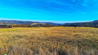 Prodej chaty na Berounsku - 8