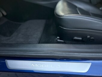 Tesla Model 3 - 8