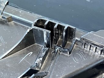 Levý bixenon xenon světlo 8T0941005C Audi A5 8T FL 2016 - 8