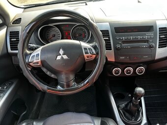 Mitsubishi Outlander 2.0Di-D 4x4, r.2007, rozvody, serviska - 8