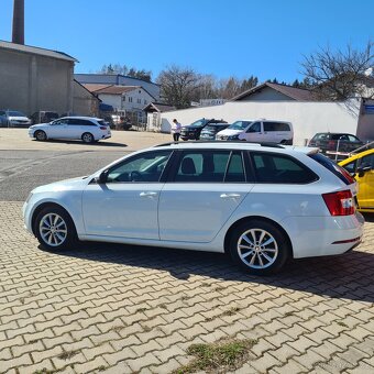 Škoda Octavia, 1,6 TDI 85kW DSG Style Odp. DPH - 8