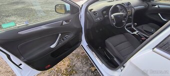 Ford Mondeo - 8