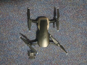 Dron: DJI Mavic Air - 8