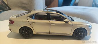 Škoda Superb lll - 8