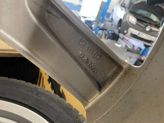 Sada zimních pneu Continental, rozměr 235/55R19 + ALU VOLVO - 8