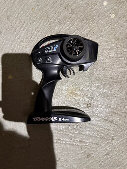 RC auto Traxxas XRT - 8