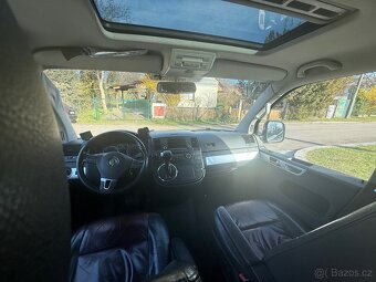 Volkswagen Multivan - 8