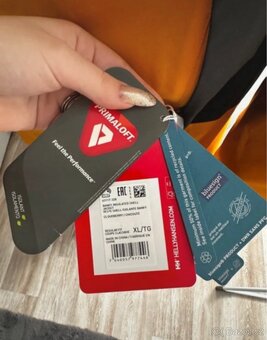 Helly hansen XL - 8