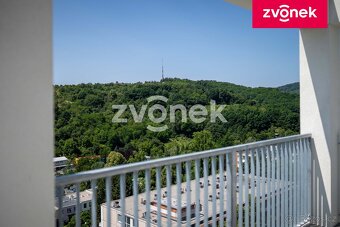 Exkluzivní byt 3+kk s terasou 30 m² a západním výhledem - 8