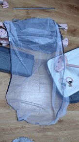 Cestovní postýlka Kinderkraft s velkým příslušenství - 8