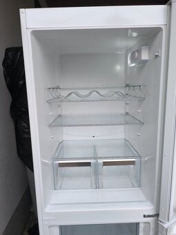 Lednice s mrazákem Electrolux EN3201MOW - 8