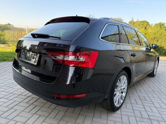 Škoda Superb 2.0 TDI STYLE DSG 110KW/Fulled/Virtual/127Tkm - 8