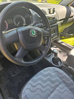 Škoda Fabia combi 1.6 16V 77kW benzín r.v 2009 - 8