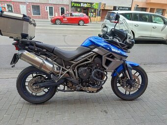 Triumph Tiger 800 XRX - 8