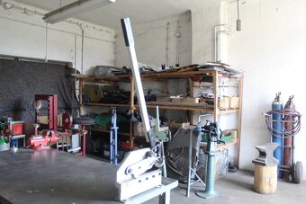 Pronájem komerčních prostor o ploše 150 m2 v obci Hůrky u Li - 8