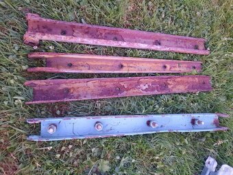 Karháky kovanie bočnic - 8