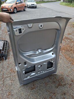 Renault kangoo zadni dvere - 8